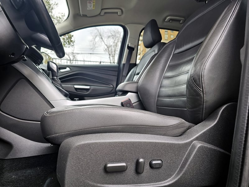 Ford ESCAPE 2.0 SE 4X4 AT 5P 2018 - Imagen 16 de 20