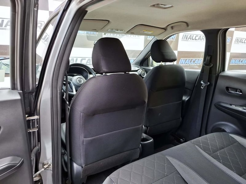 Nissan KICKS 1.6 2019 - Imagen 17 de 20