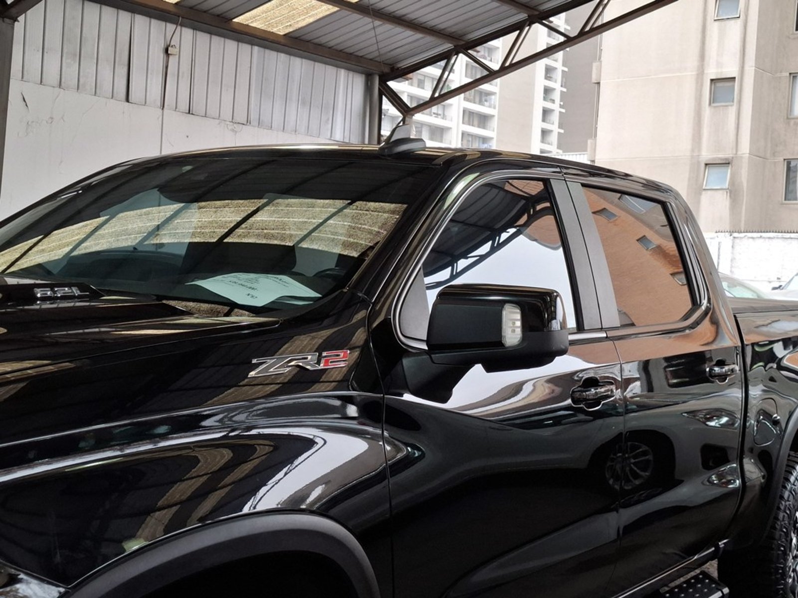CHEVROLET SILVERADO 6.2 ZR2 2024 - Imagen 9 de 20
