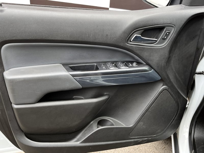 Chevrolet COLORADO Z71 2016 - Imagen 14 de 20