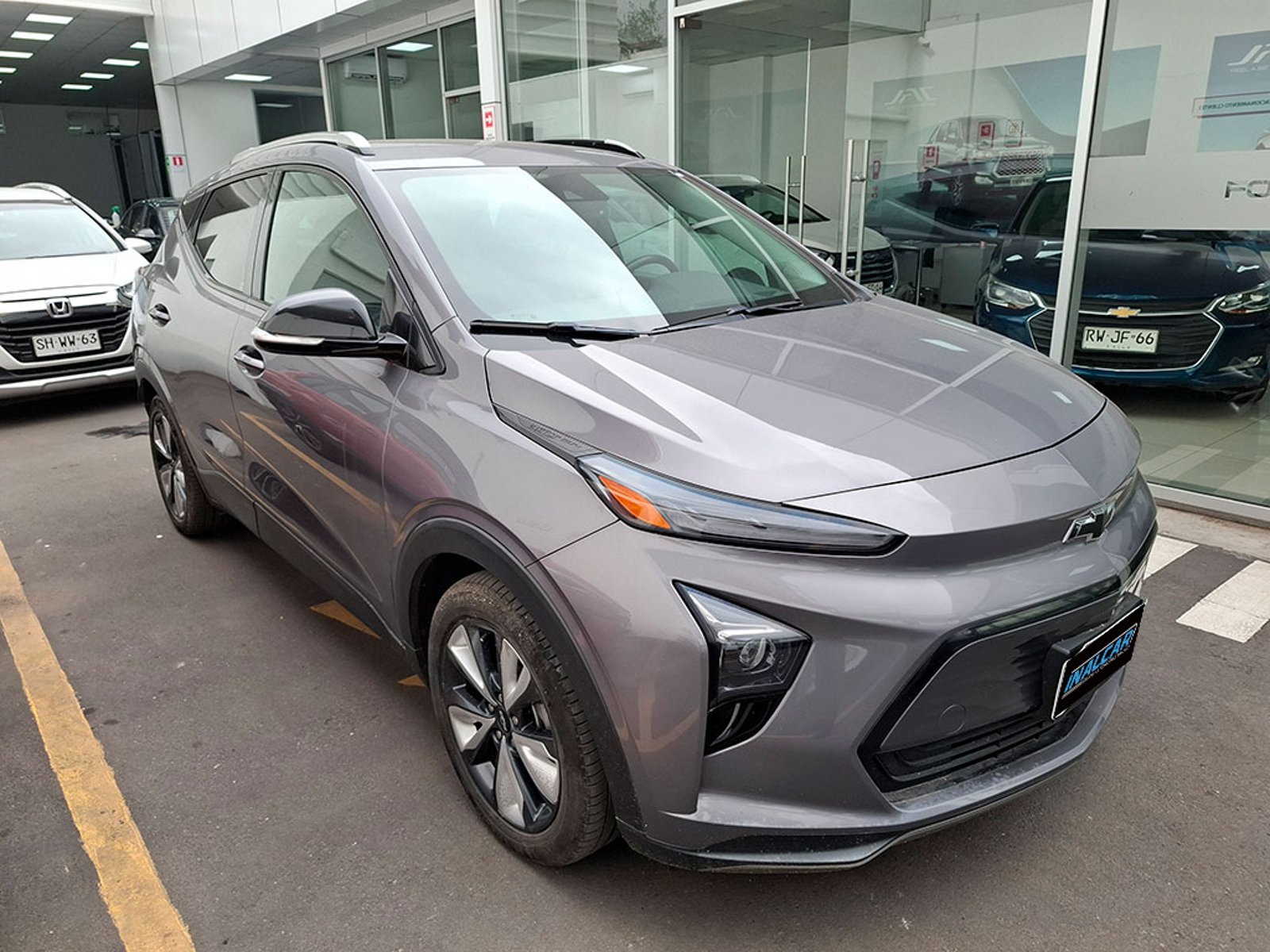 Chevrolet BOLT EUV 0.0 LT AT ELECTRICO 2024 - Imagen 3 de 20