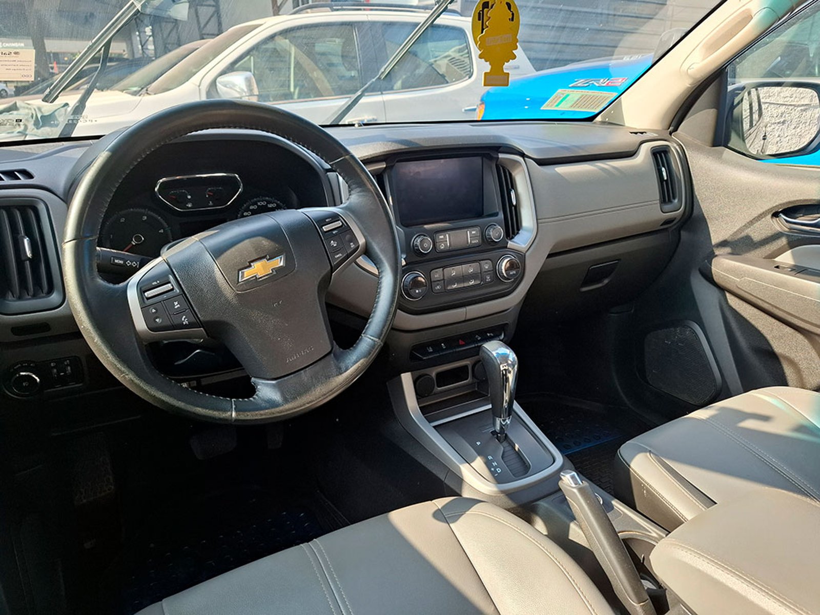 CHEVROLET COLORADO DCAB 4X4 2.8 AT 2023 - Imagen 11 de 20