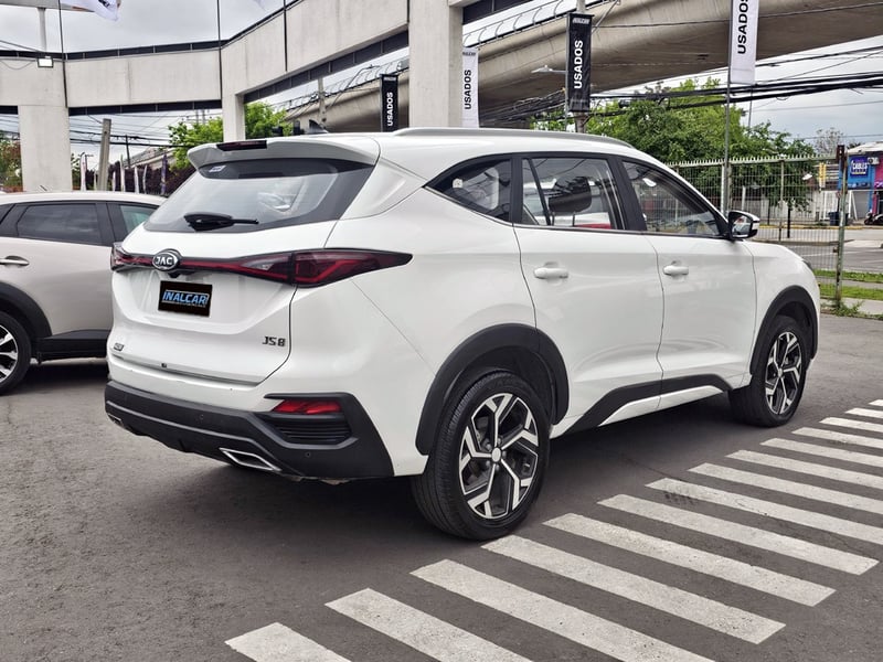 JAC JS8 1.5 LUXURY 2025 - Imagen 6 de 20