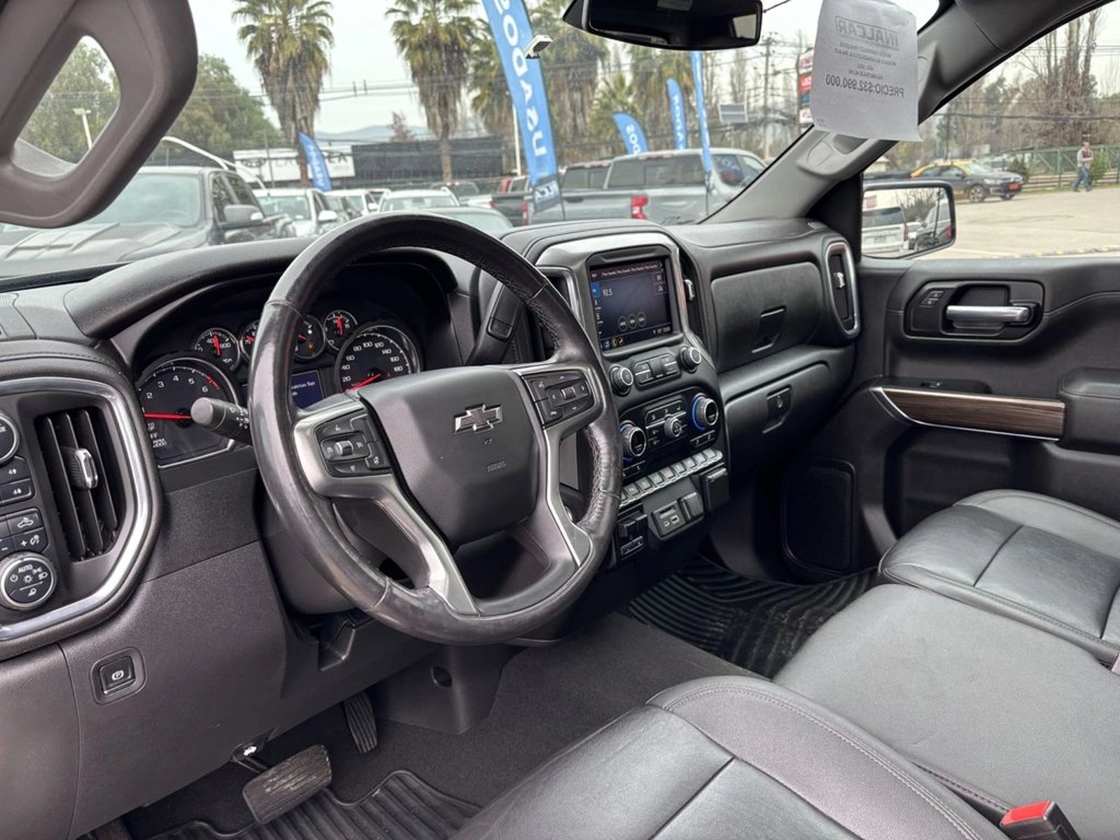 Chevrolet SILVERADO 5.3 LT TRAILBOSS Z71 4X4 AT 4P 2022 - Imagen 14 de 20