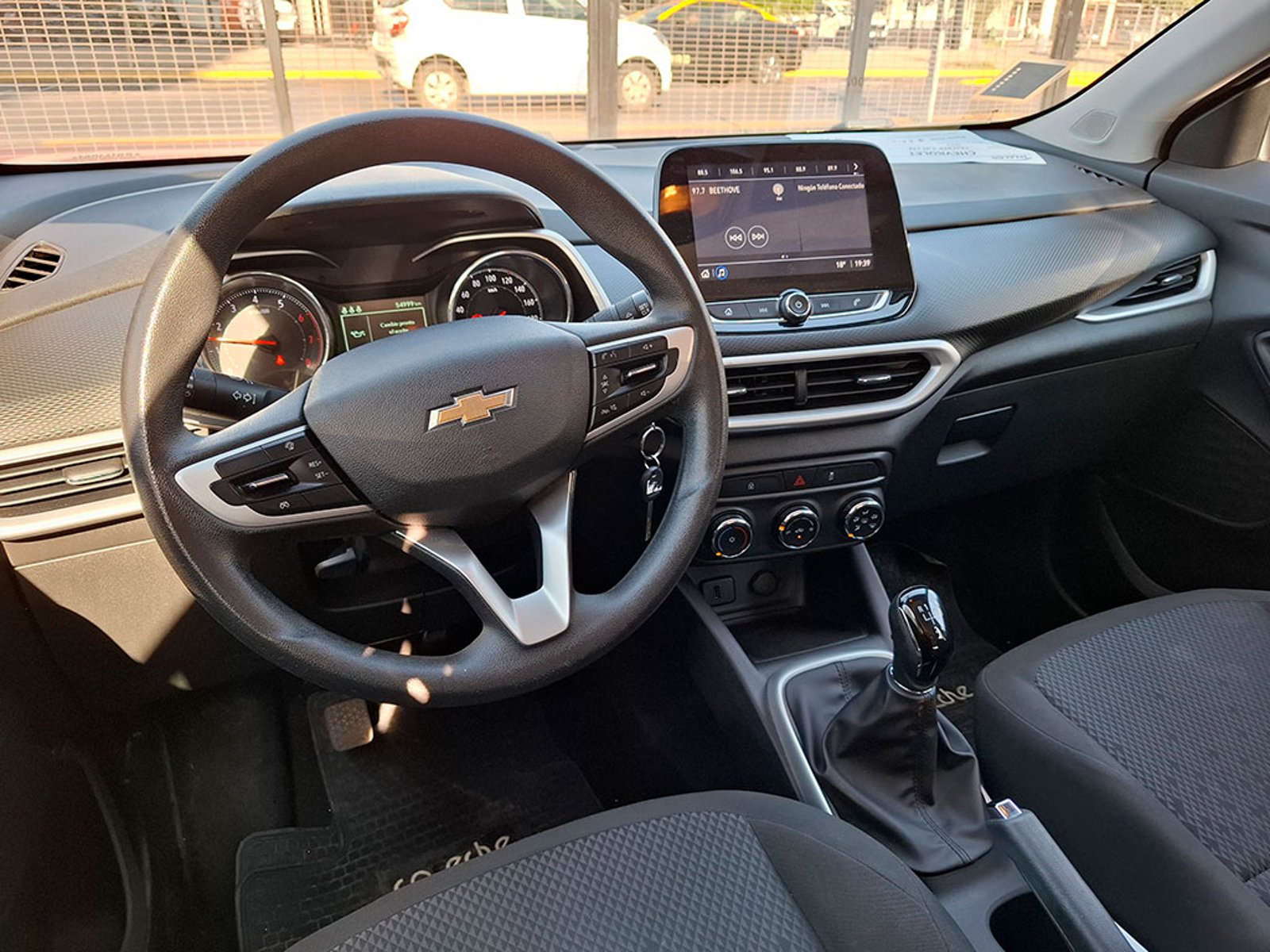CHEVROLET TRACKER 1.2T LS FWD 2023 - Imagen 12 de 20