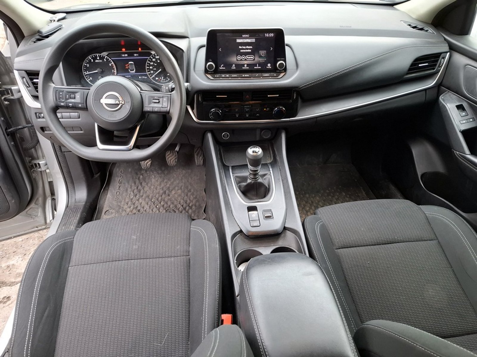 Nissan QASHQAI 1.3 T ADVANCE 2023 - Imagen 17 de 20