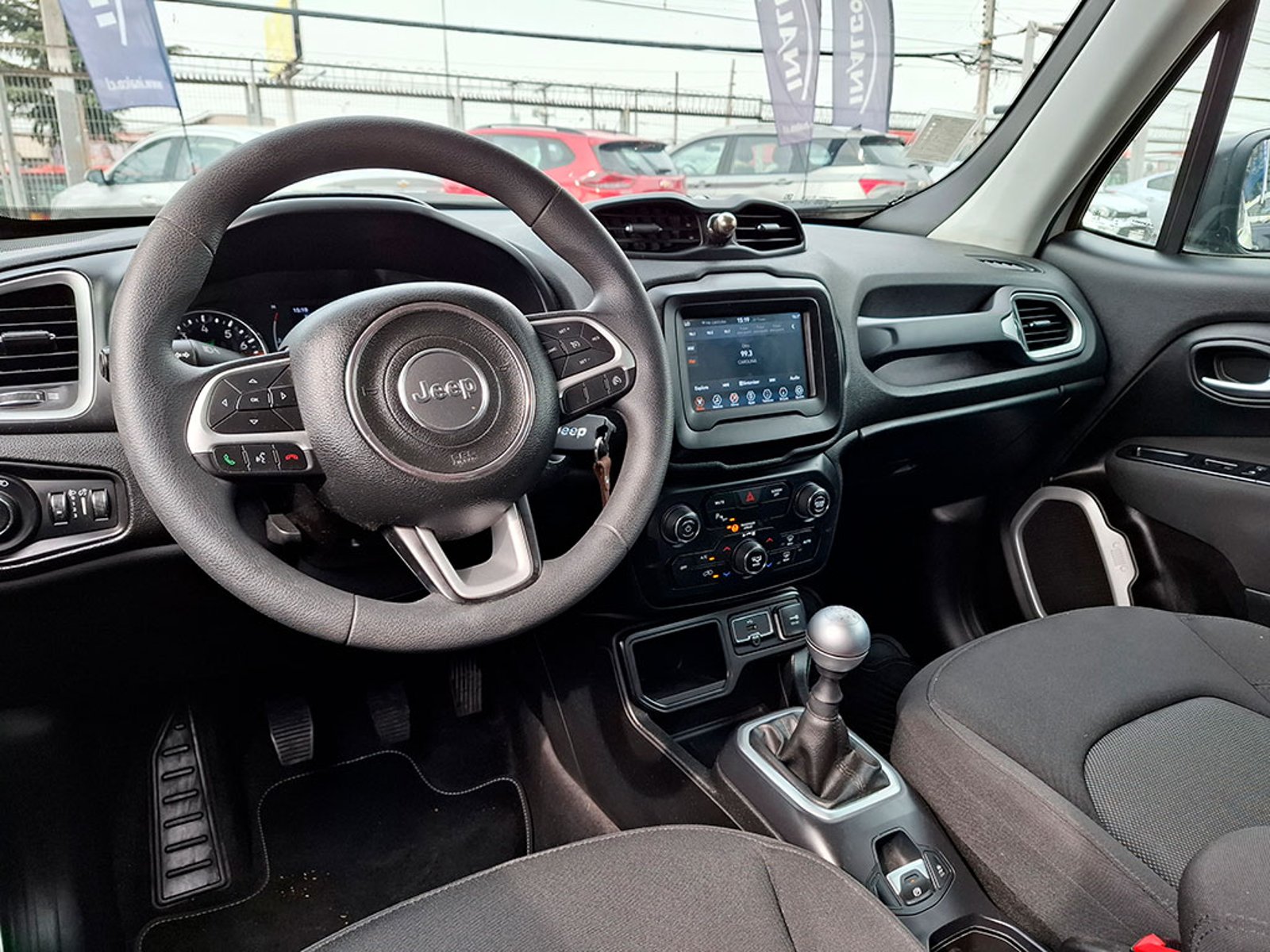 JEEP RENEGADE SPORT 1.8 2021 - Imagen 12 de 20