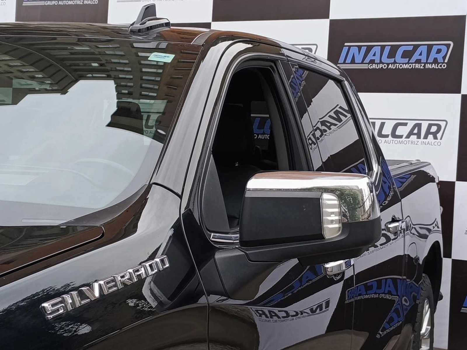 Chevrolet SILVERADO 5.3 2021 - Foto 4 de 20