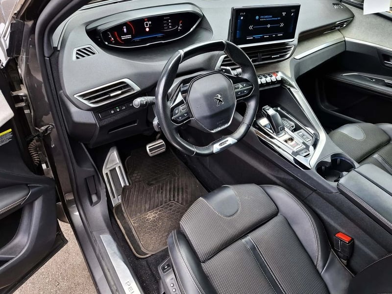 Peugeot 3008 1.6 2022 - Imagen 15 de 20