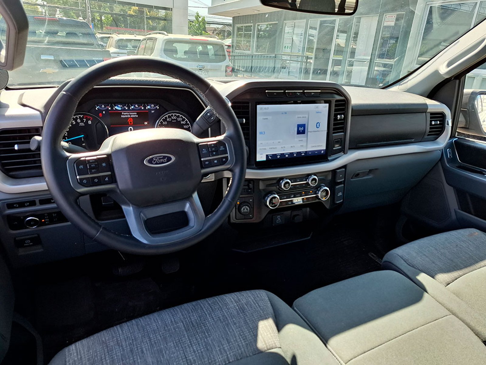 FORD F-150 5.0 XLT 2024 - Imagen 14 de 20