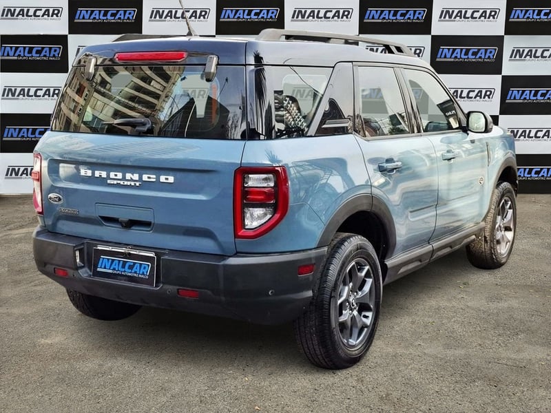 Ford BRONCO 2.0 AUT 2023 - Imagen 6 de 20