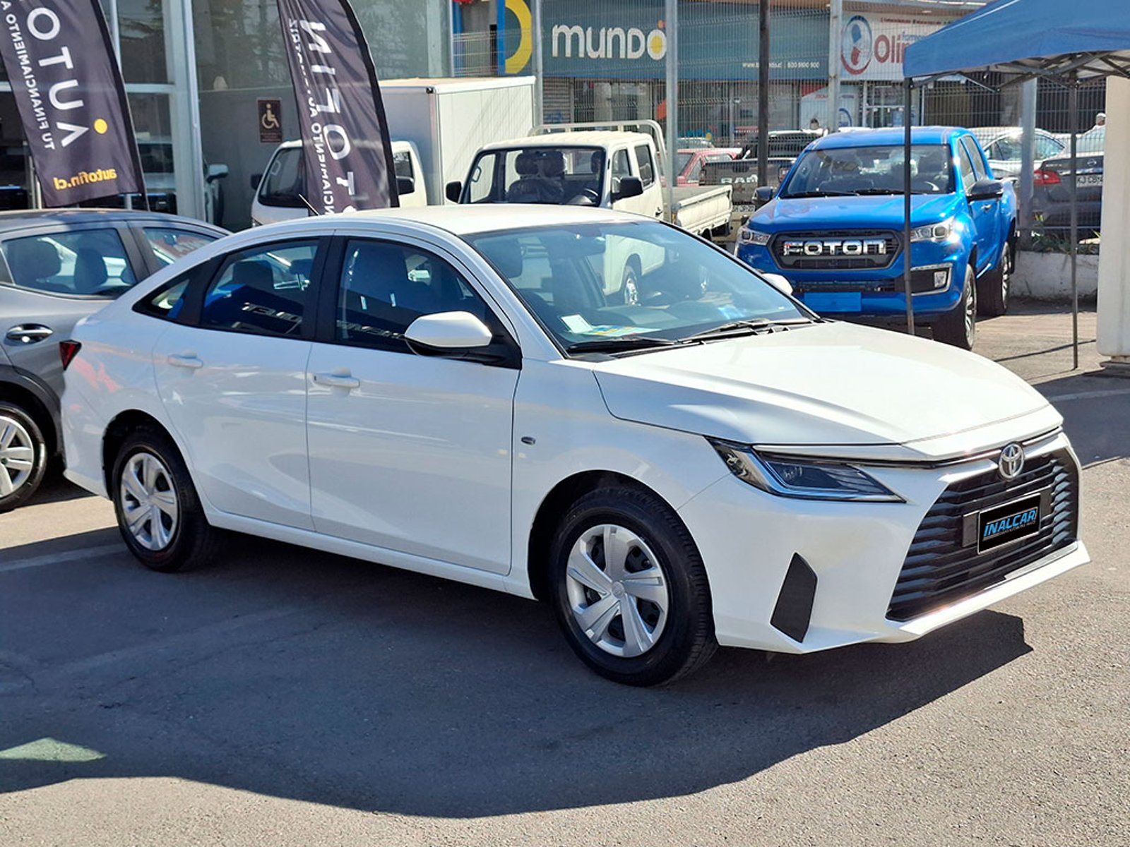 TOYOTA YARIS 1.5 XLI C 2023 - Imagen 3 de 20