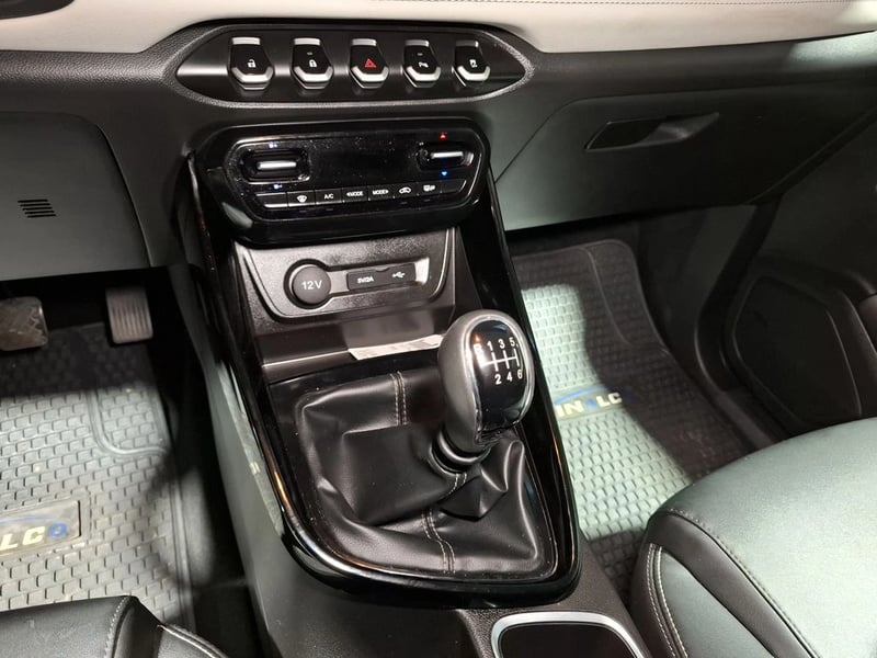 Chevrolet CAPTIVA 1.5 T PREMIER MT 2024 - Imagen 17 de 20