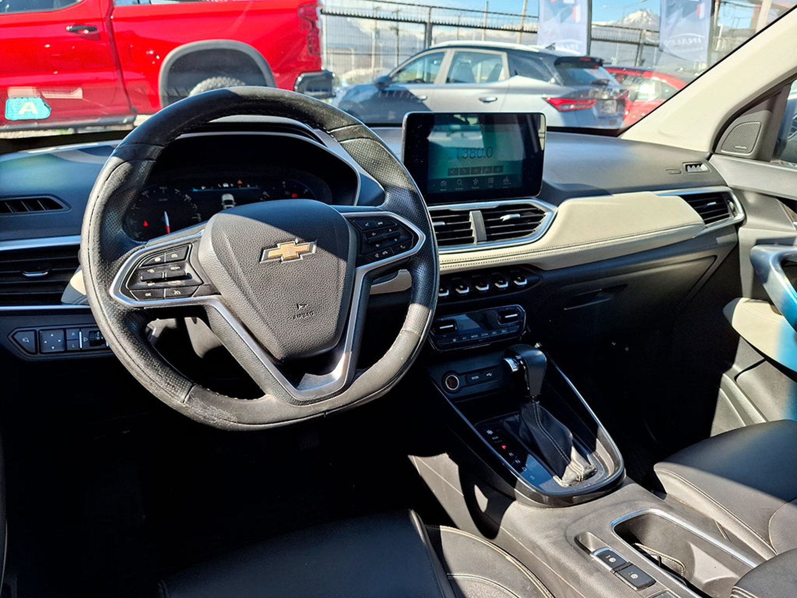 Chevrolet CAPTIVA 1.5T LTZ FWD 2023 - Imagen 12 de 20