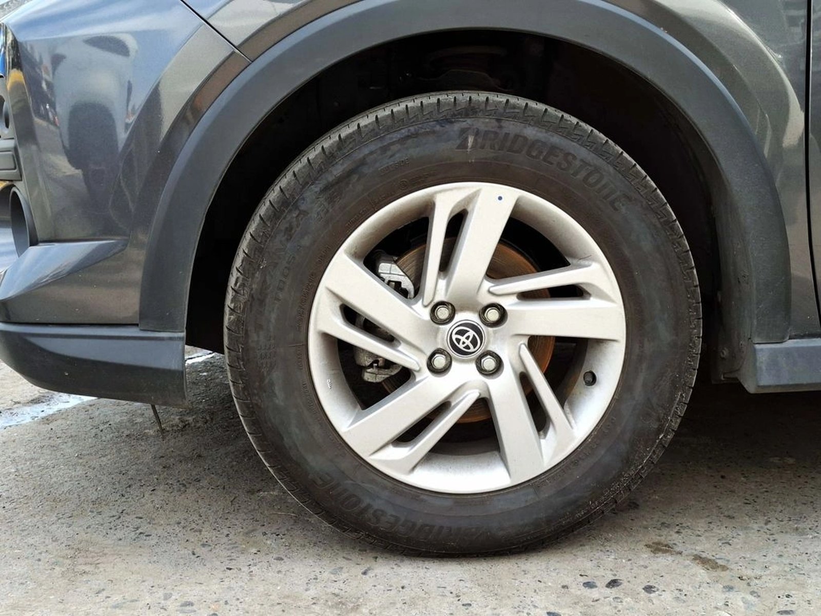 Toyota RAIZE 1.2 2024 - Imagen 6 de 20