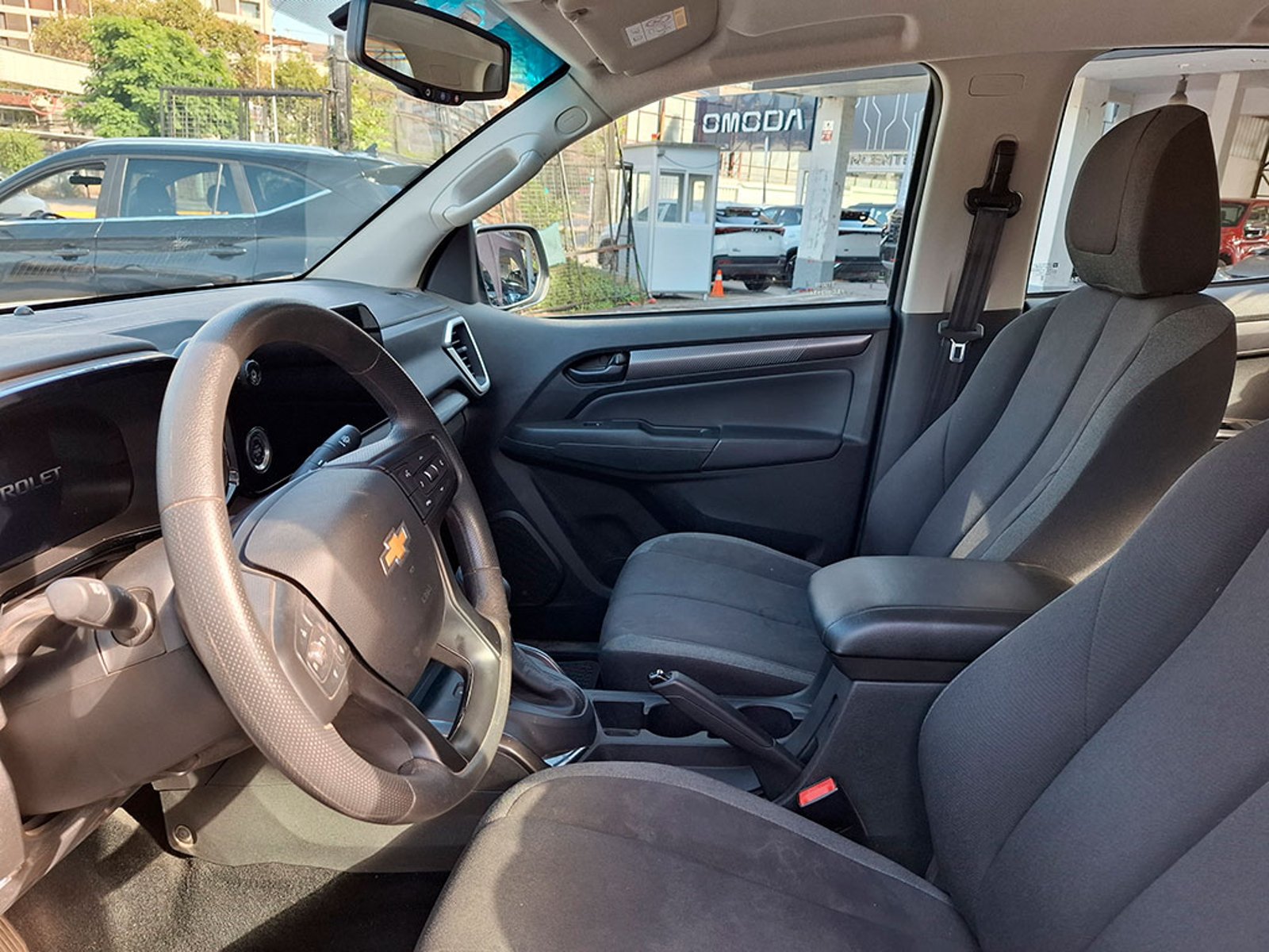 CHEVROLET COLORADO 2.8 WT 4WD 2025 - Imagen 10 de 20