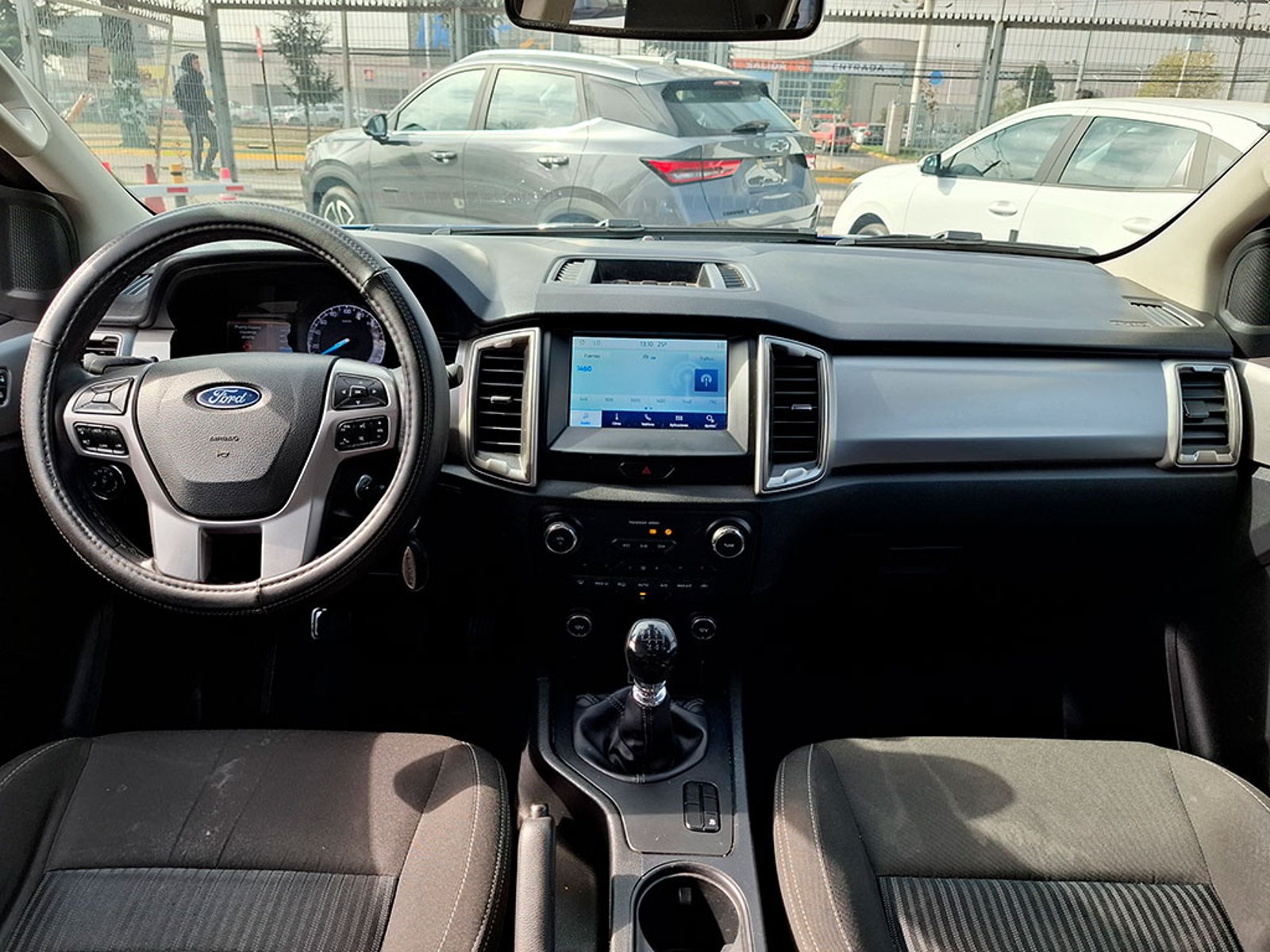 FORD RANGER 3.2 DSL XLT 2022 - Imagen 8 de 20