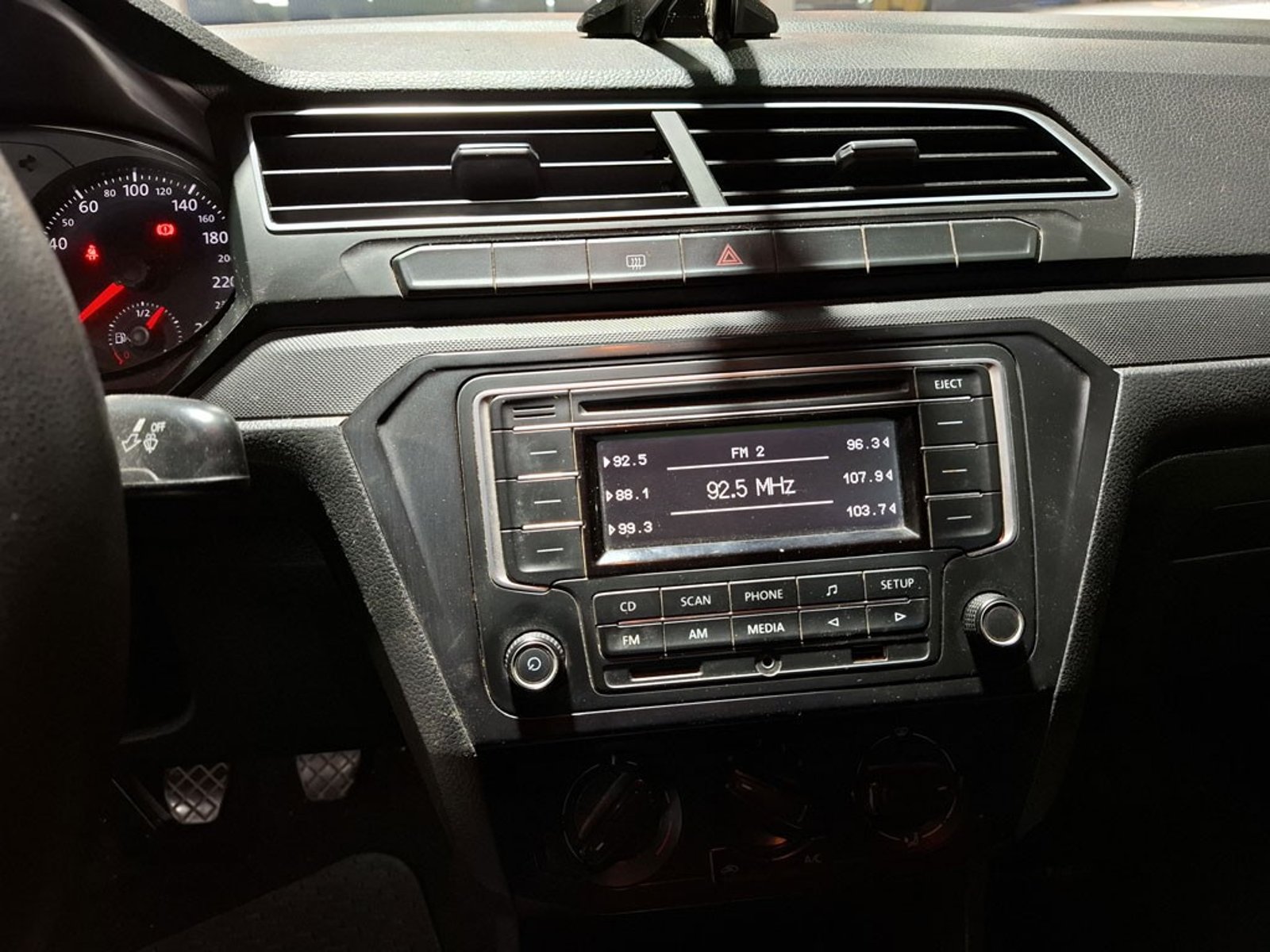 VOLKSWAGEN VOYAGE 1.6 2021 - Imagen 16 de 19