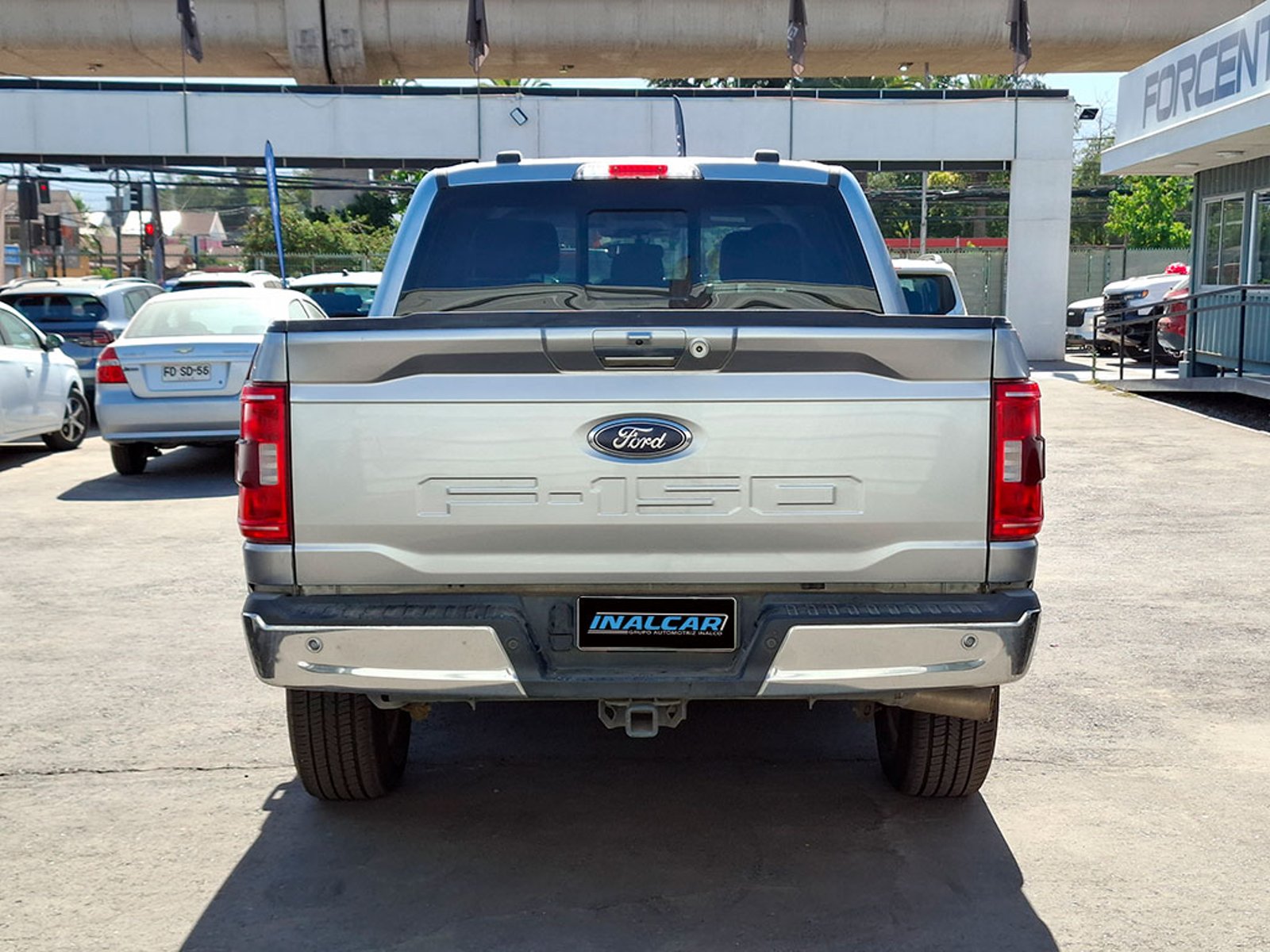 FORD F-150 5.0 XLT 2024 - Imagen 8 de 20