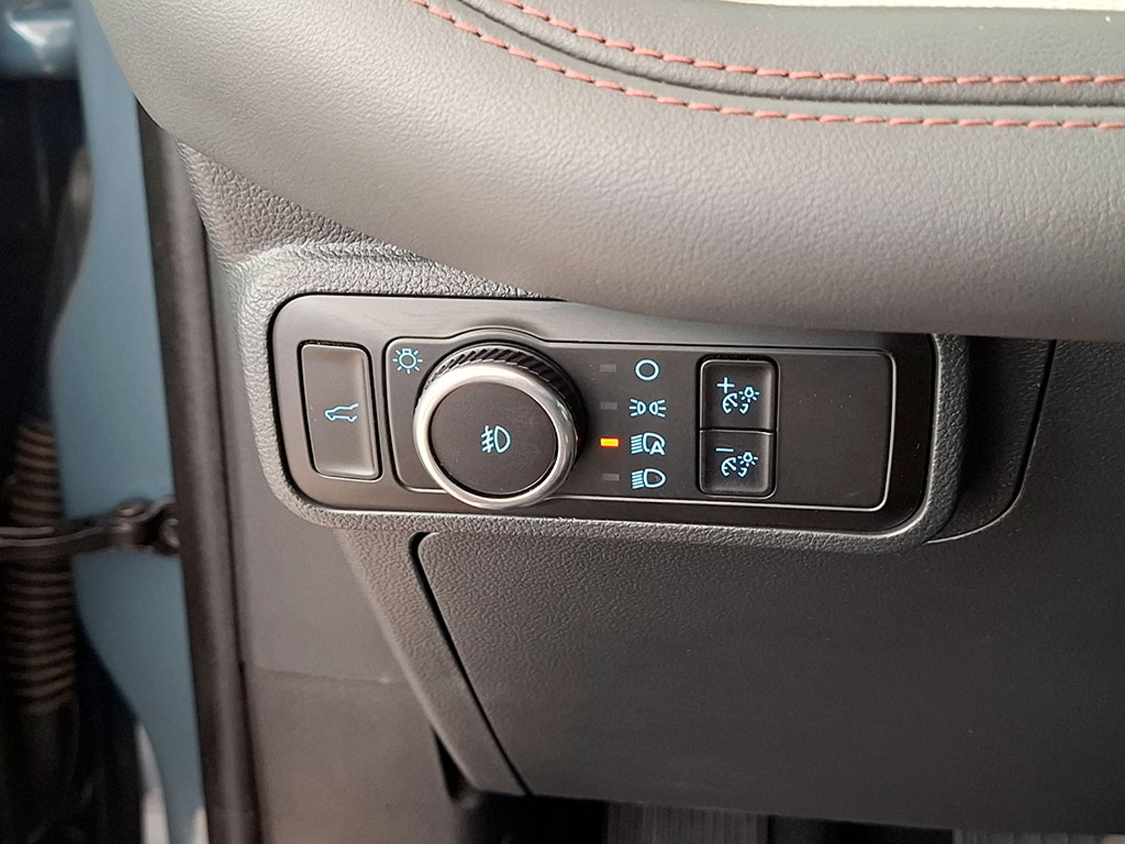 FORD EXPLORER 2.3 AUT 2025 - Imagen 19 de 20