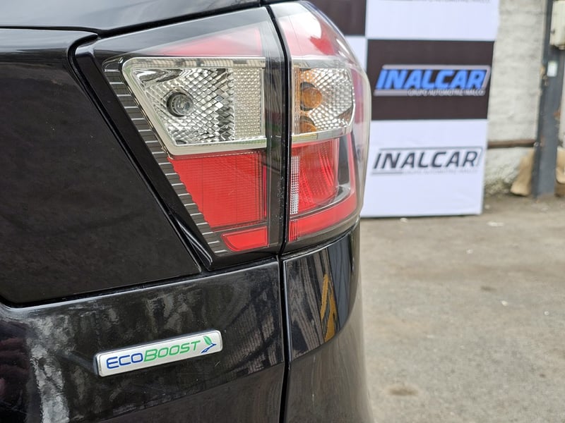 Ford ESCAPE 2.0 SE 4X4 AT 5P 2018 - Imagen 9 de 20