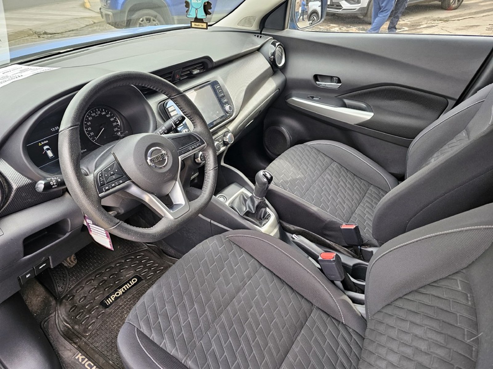 Nissan KICKS 1.6 SENSE 2021 - Imagen 11 de 20