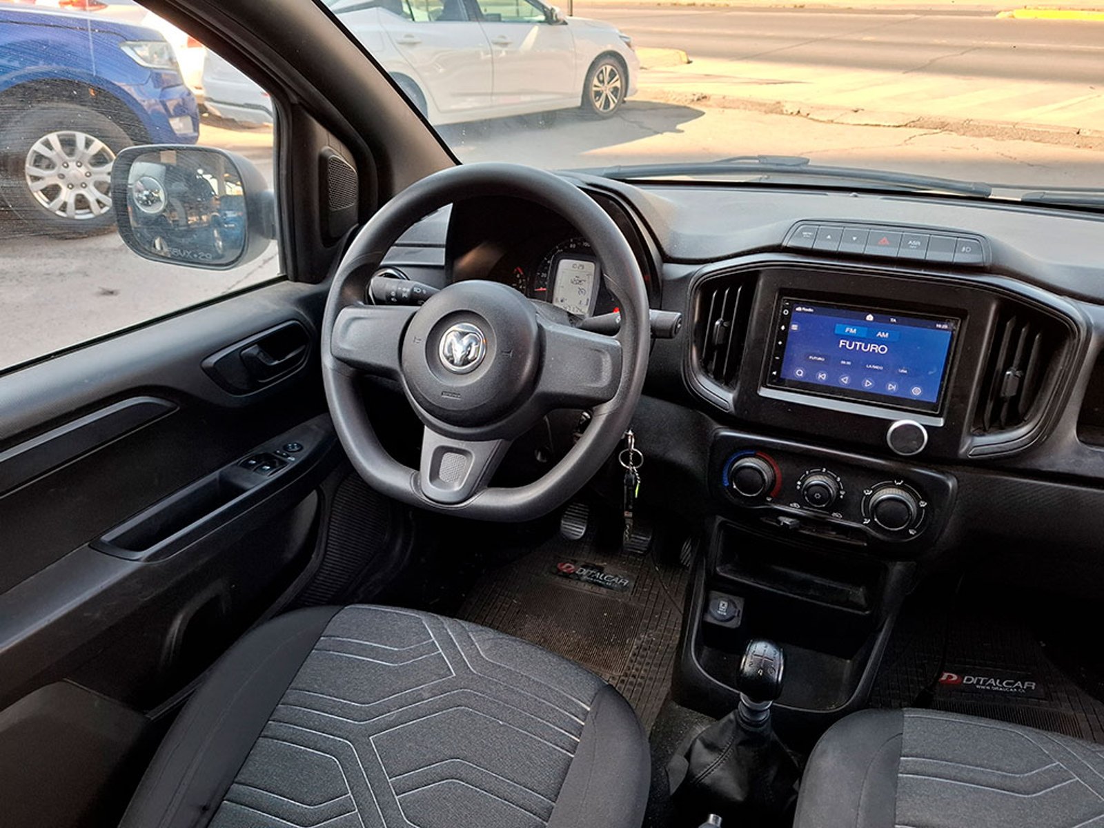 RAM V700 Rapid 1.4 2022 - Imagen 11 de 20