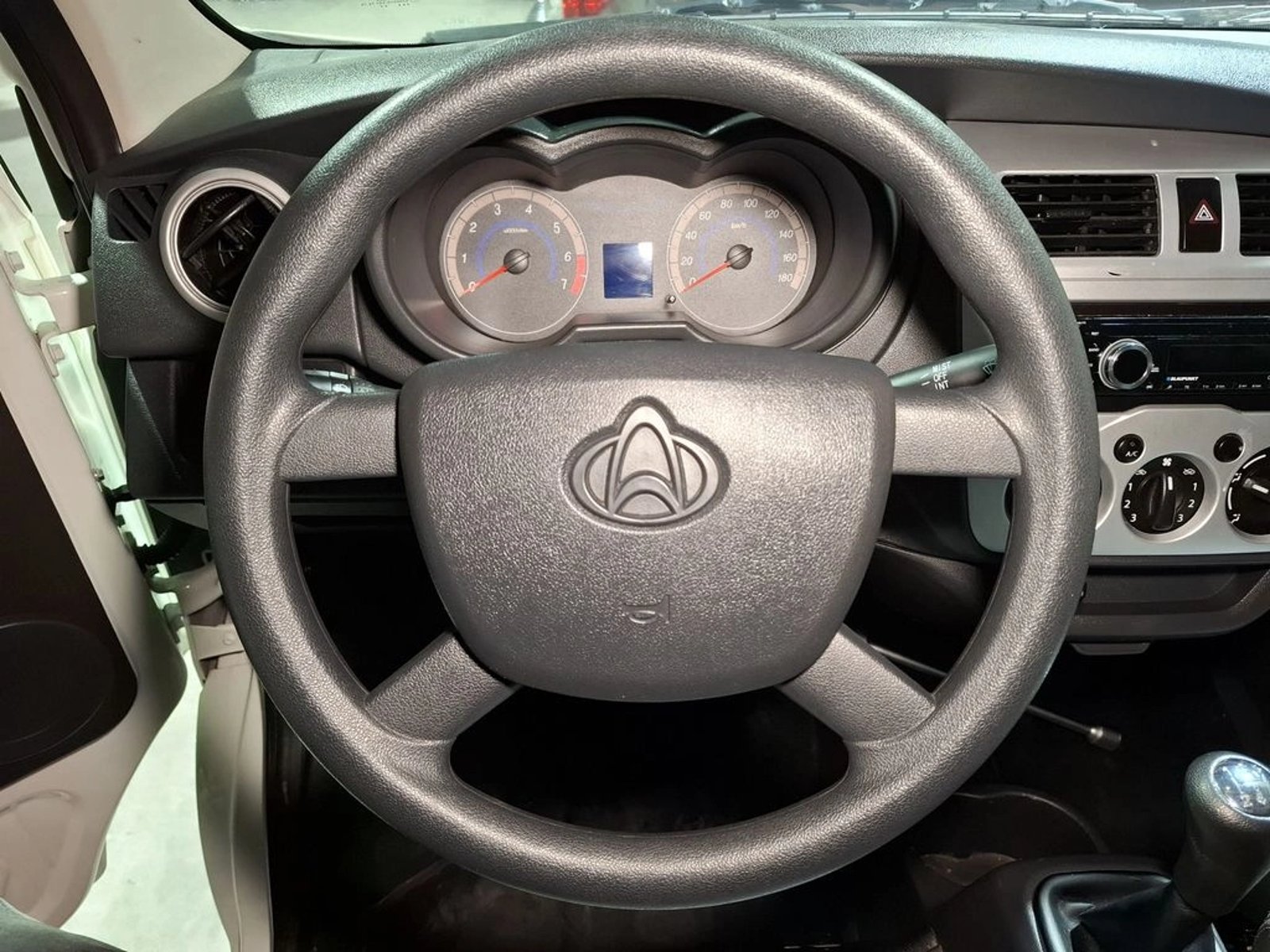 CHANGAN M201 4X2 1.2 2025 - Imagen 11 de 15