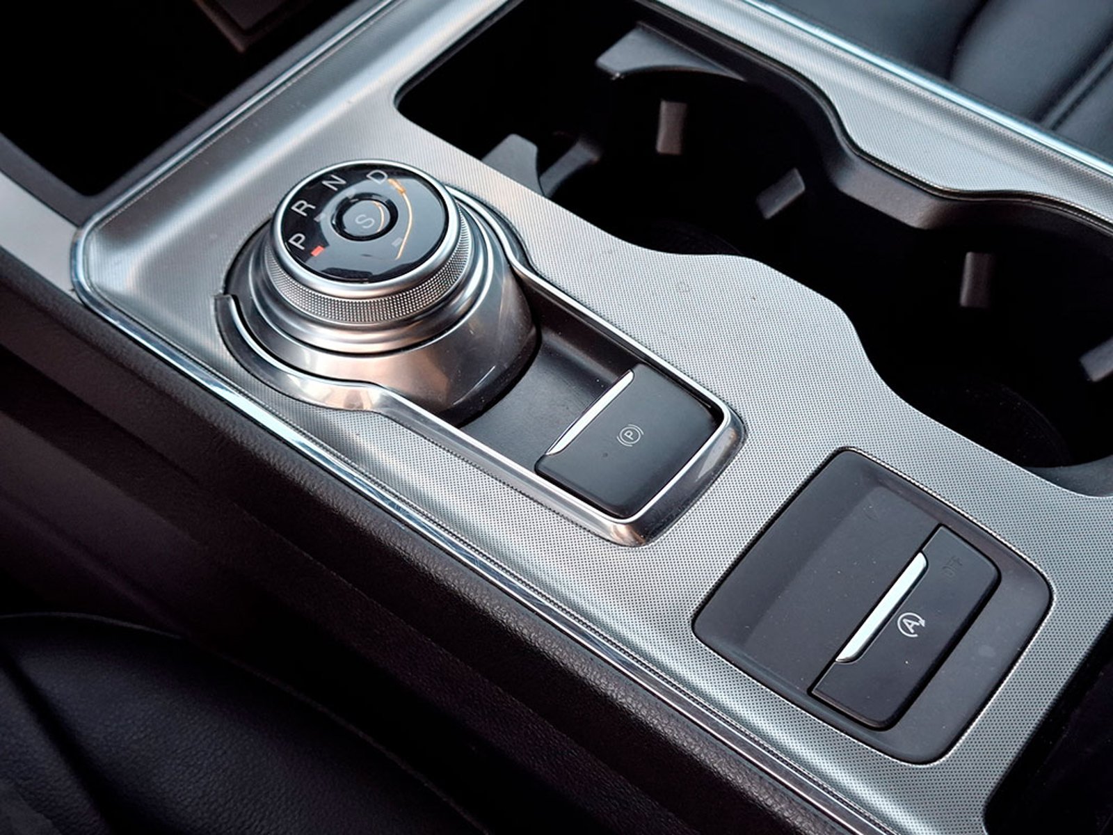 FORD EDGE AWD 2.0 AT 2023 - Imagen 16 de 20