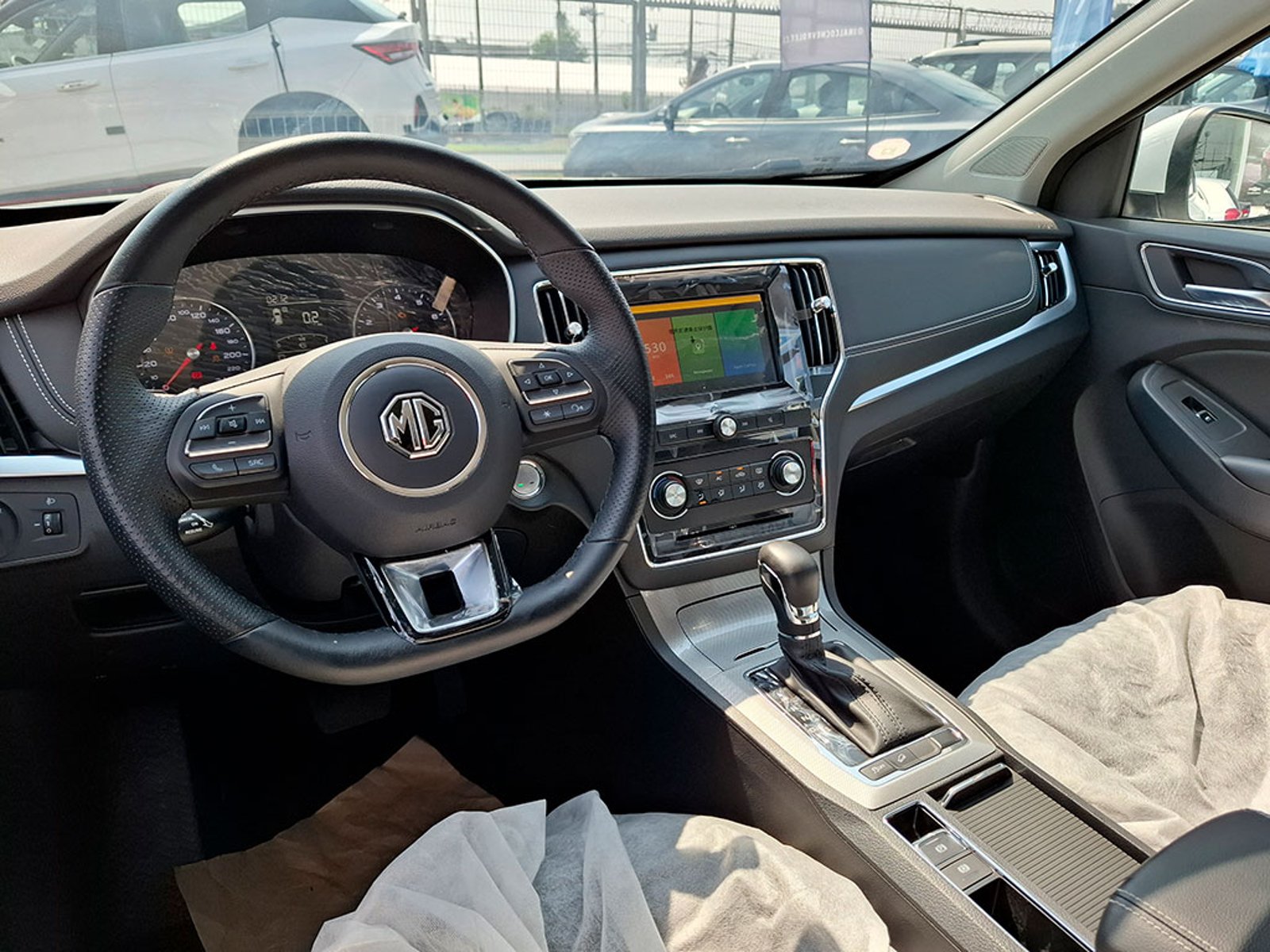MG RX5 1.5T 2023 - Imagen 9 de 20