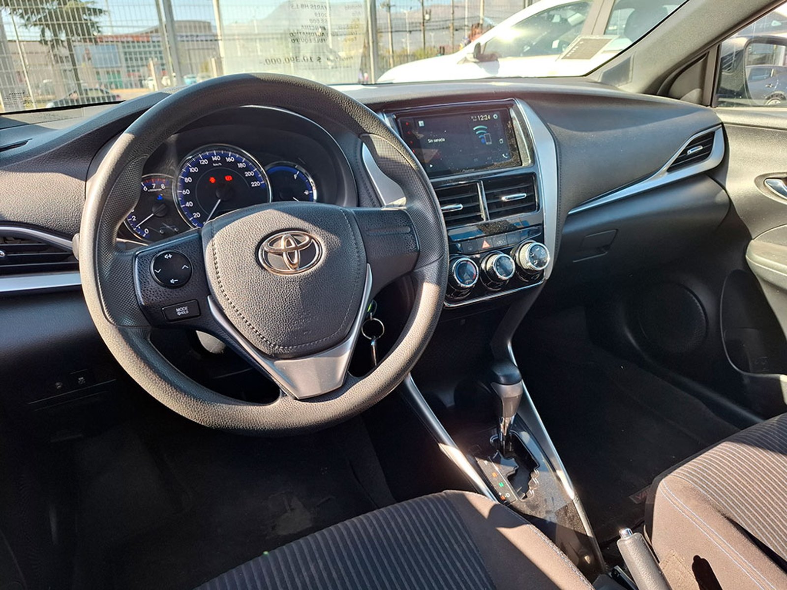 TOYOTA YARIS 1.5 GLI SPORT 2019 - Imagen 13 de 20