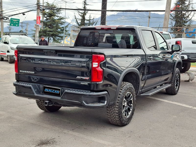 Chevrolet SILVERADO 4X4 6.2 AUT 2025 - Imagen 9 de 20