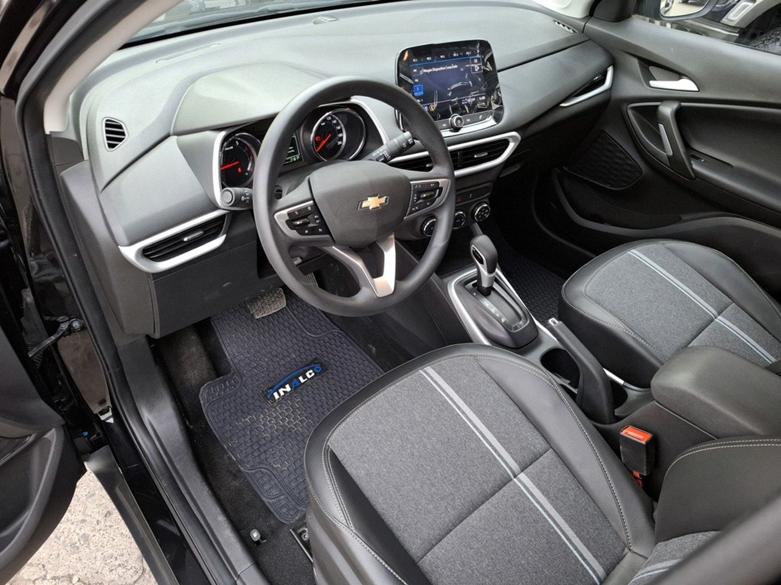 CHEVROLET TRACKER 1.2T AUT 2025 - Imagen 13 de 20