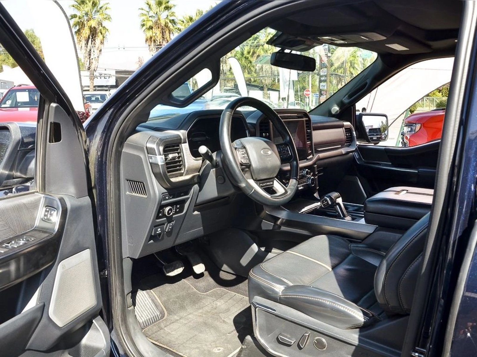 FORD F-150 PLATINUM 2022 - Imagen 10 de 19