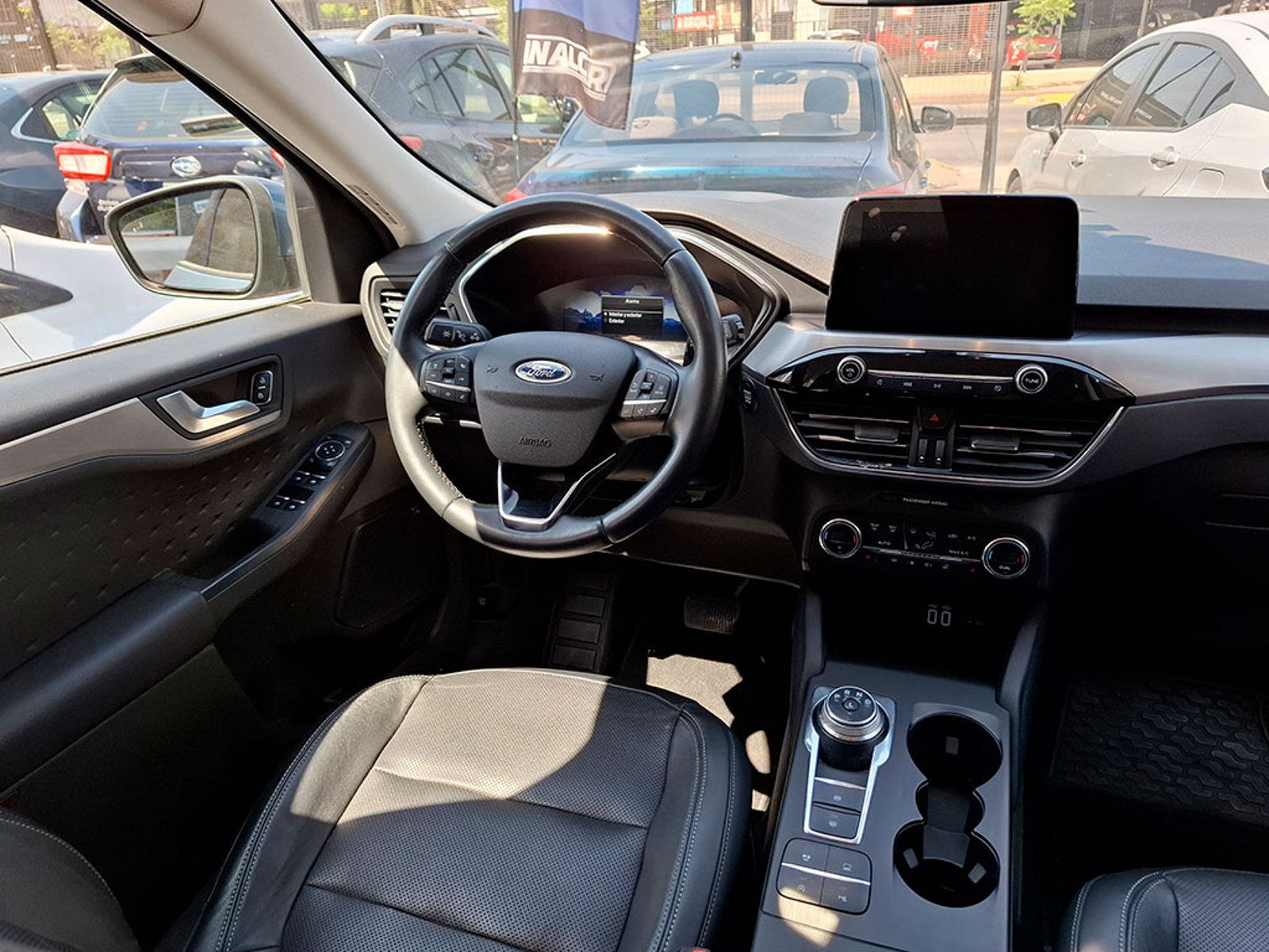FORD ESCAPE 2.0 TITANIUM 2021 - Imagen 12 de 20