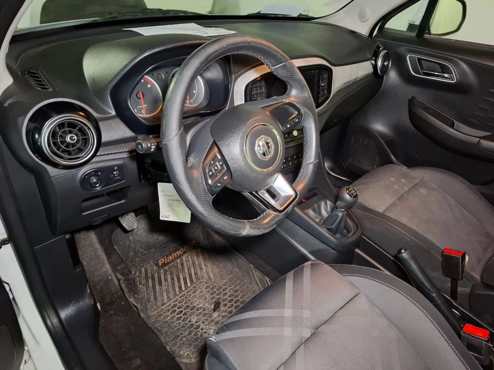 MG 3 1.5 STD MT 2020 - Imagen 7 de 16