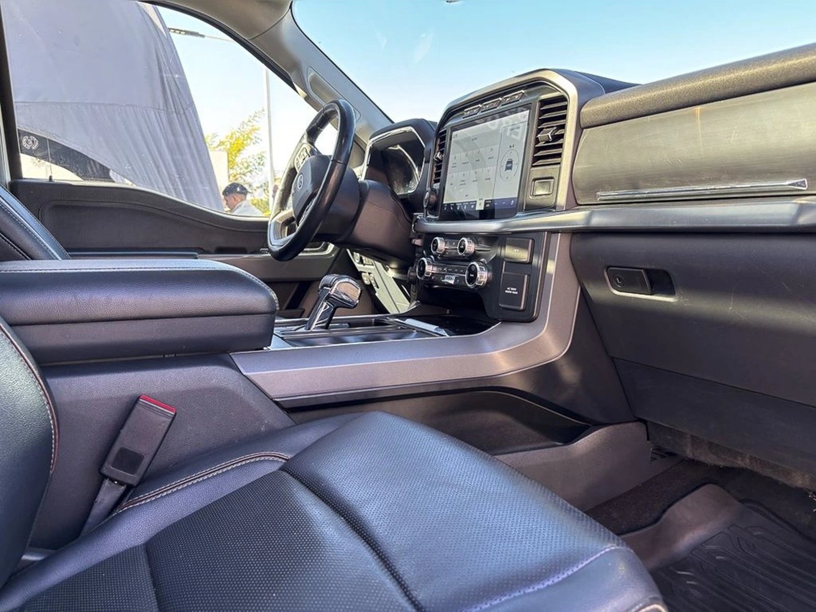 FORD F-150 LARIAT LUXURY 5.0 4X4 AUT 2023 - Imagen 7 de 20
