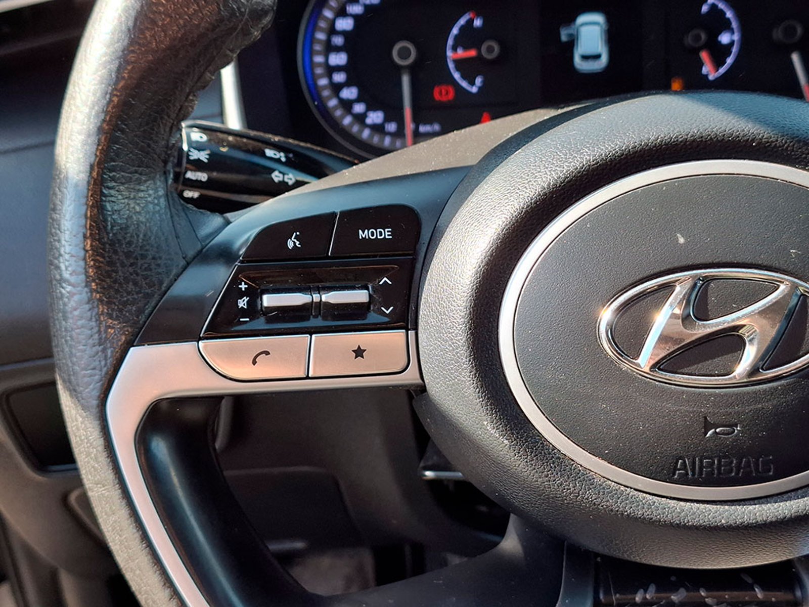 Hyundai TUCSON 2.0 NX4 PLUS 2022 - Imagen 14 de 20