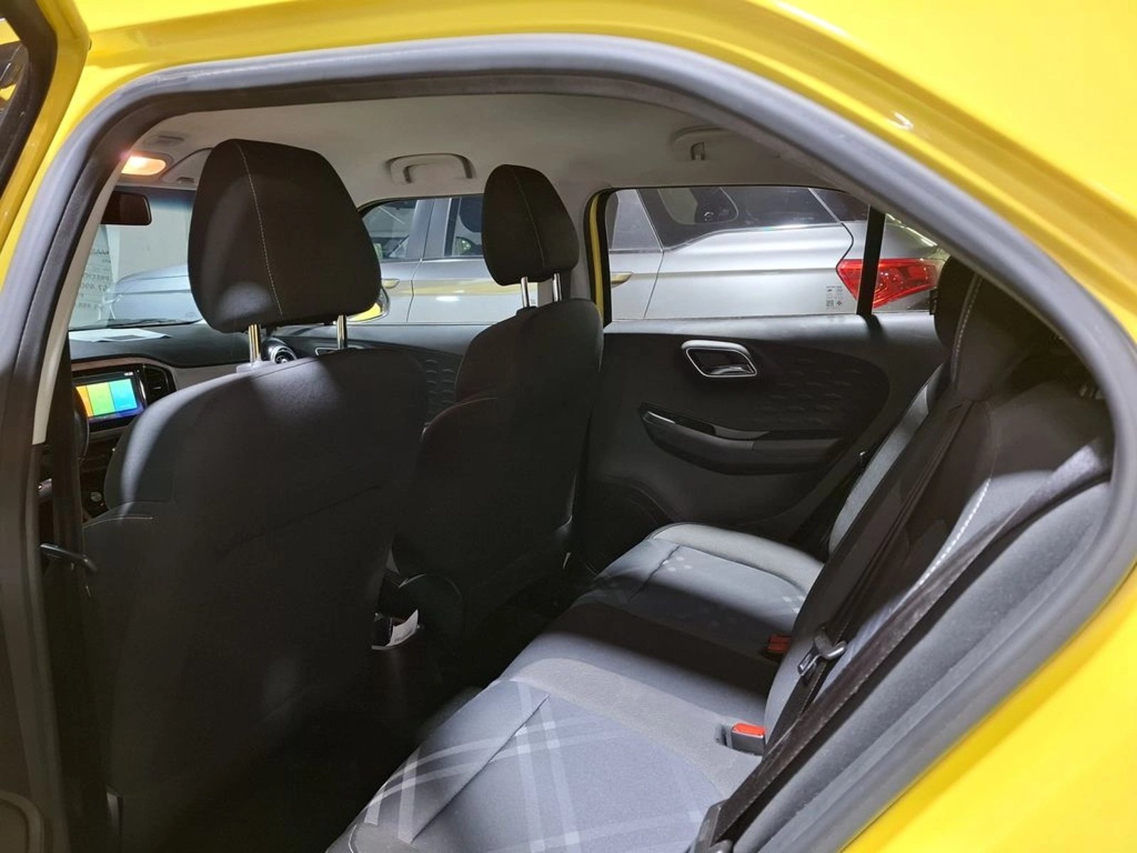 MG 3 1.5 STD 4X2 HB MT 5P 2022 - Imagen 20 de 20
