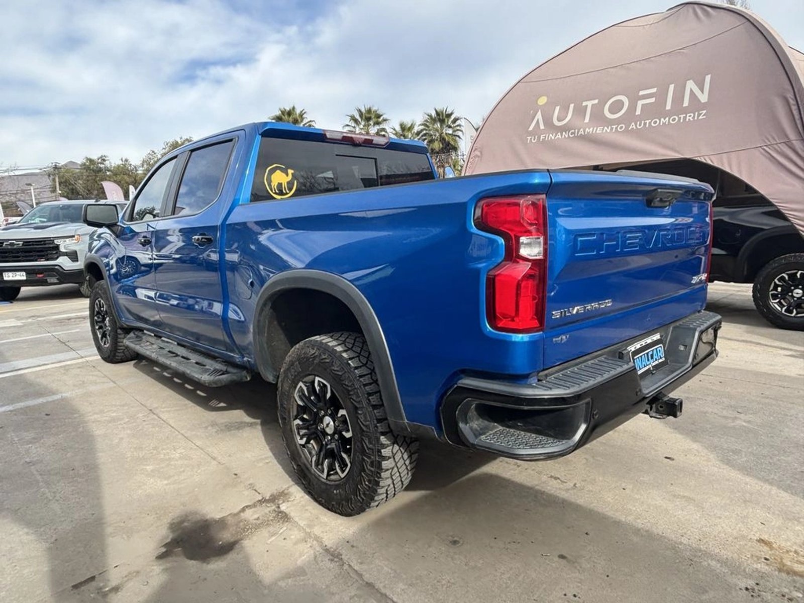 CHEVROLET SILVERADO 6.2 ZR2 4X4 AT 4P 2023 - Imagen 11 de 20