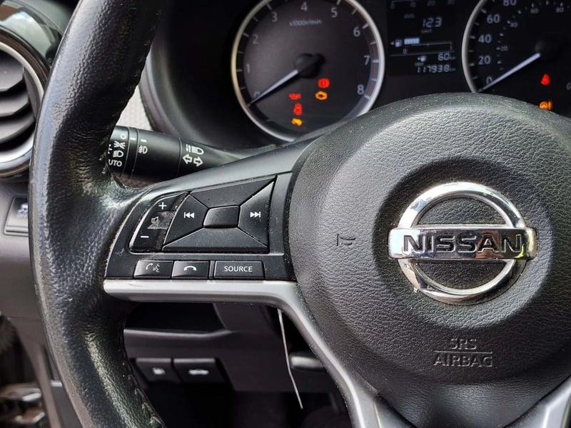 Nissan KICKS 1.6 2019 - Imagen 16 de 20