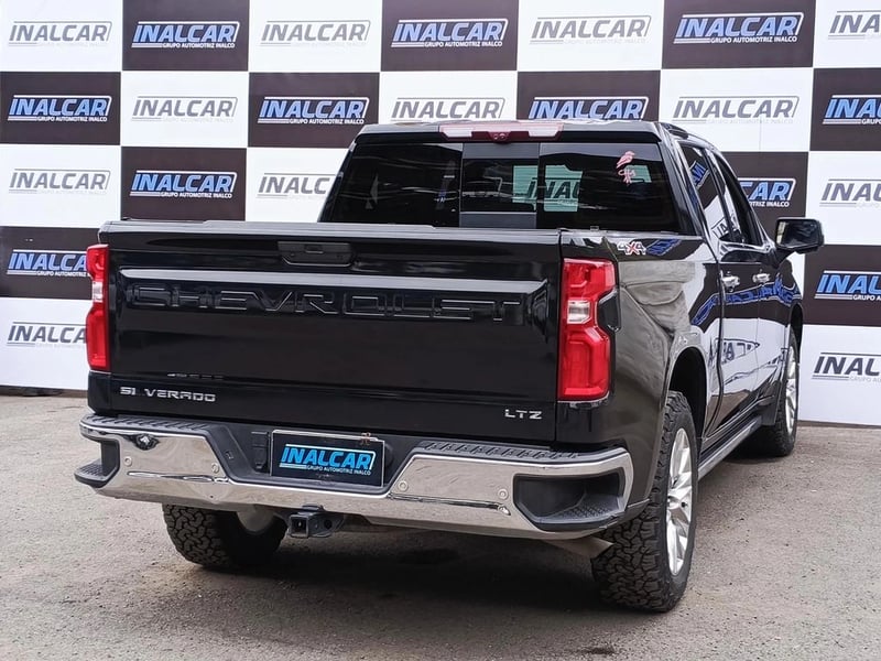 Chevrolet SILVERADO 5.3 2021 - Imagen 7 de 20