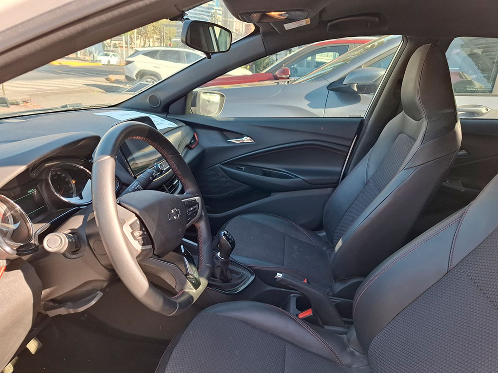 CHEVROLET ONIX 1.0 2024 - Imagen 10 de 20