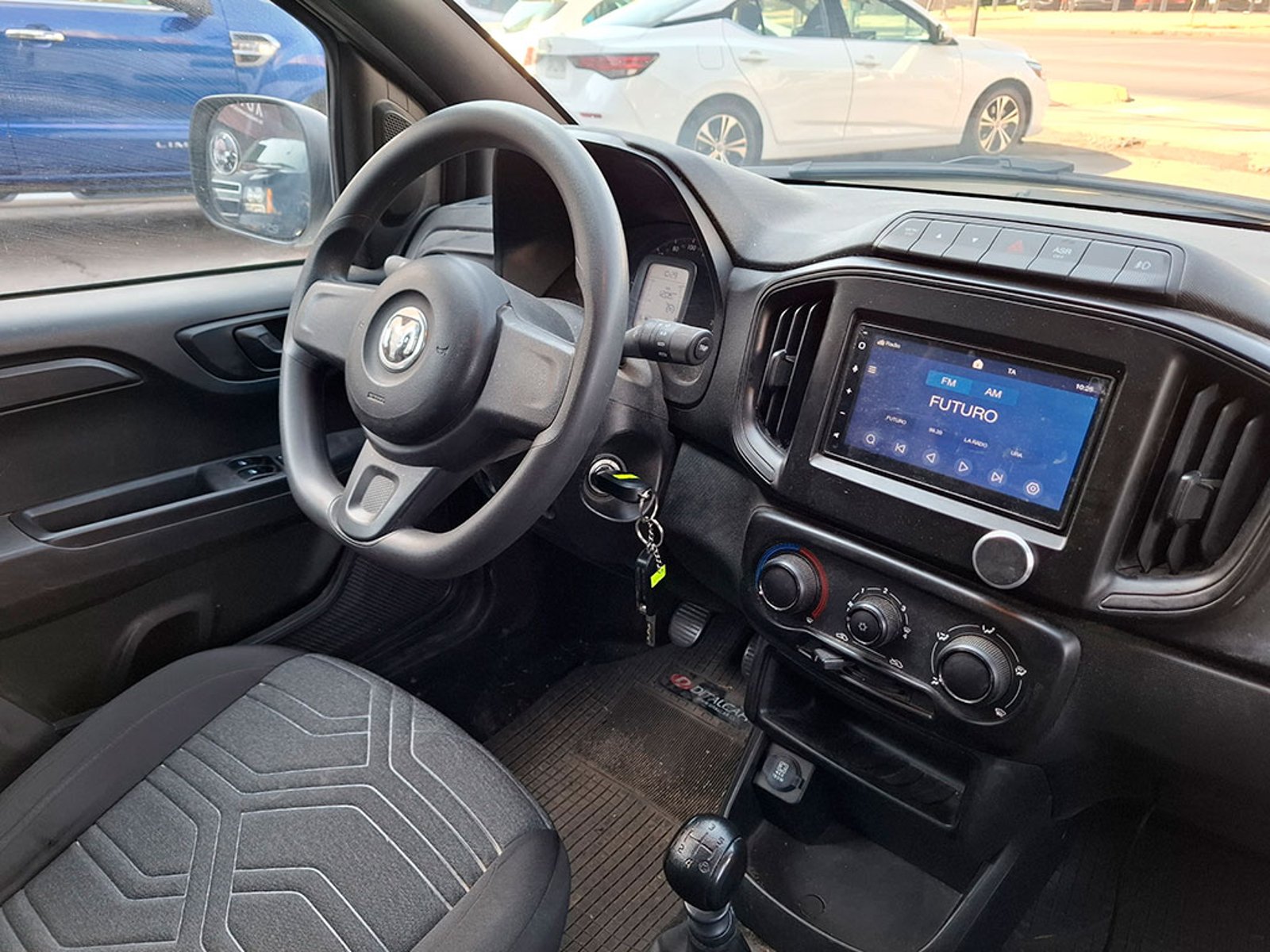 RAM V700 Rapid 1.4 2022 - Imagen 12 de 20