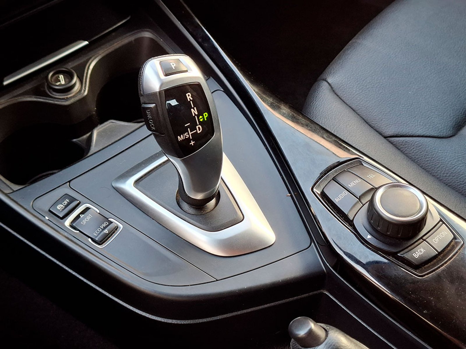 BMW 120i LCI 1.6 AUT 2016 - Imagen 20 de 20