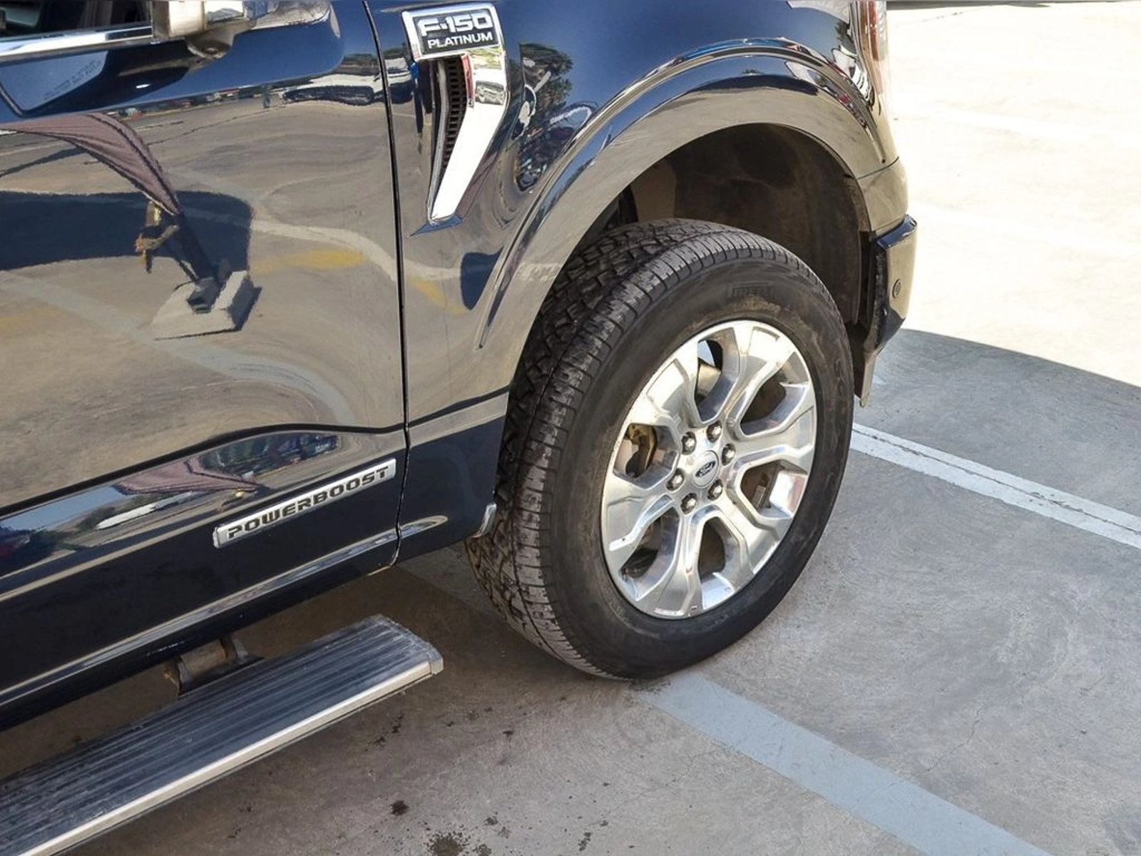 FORD F-150 PLATINUM 2022 - Imagen 5 de 19