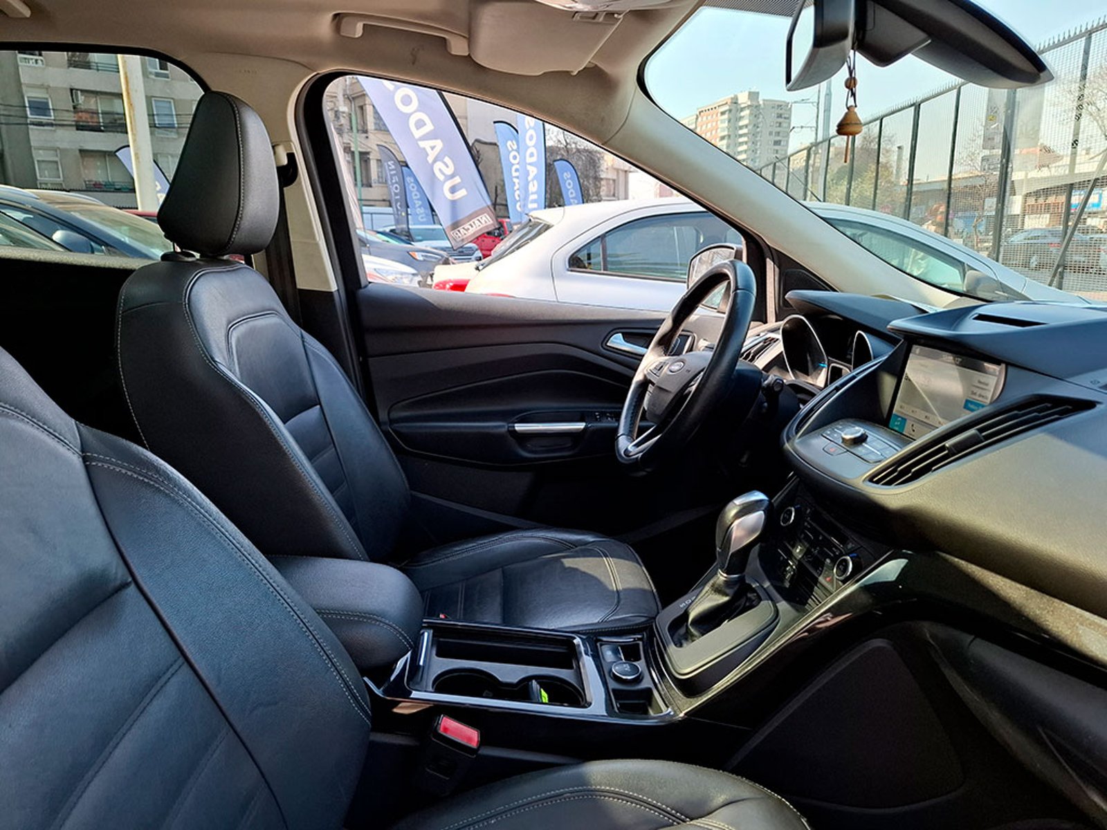 FORD ESCAPE TITANIUM 4X4 2.0 AUT 2020 - Imagen 10 de 20