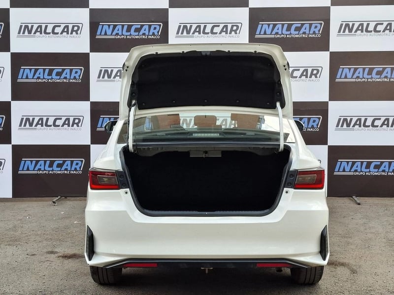 Toyota YARIS 1.5 2024 - Imagen 9 de 20