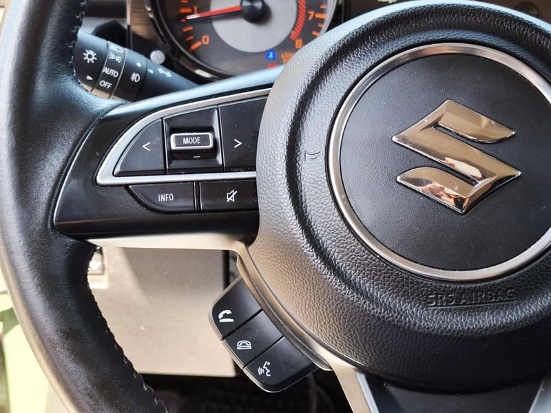 Suzuki JIMNY 1.5 2025 - Imagen 17 de 20