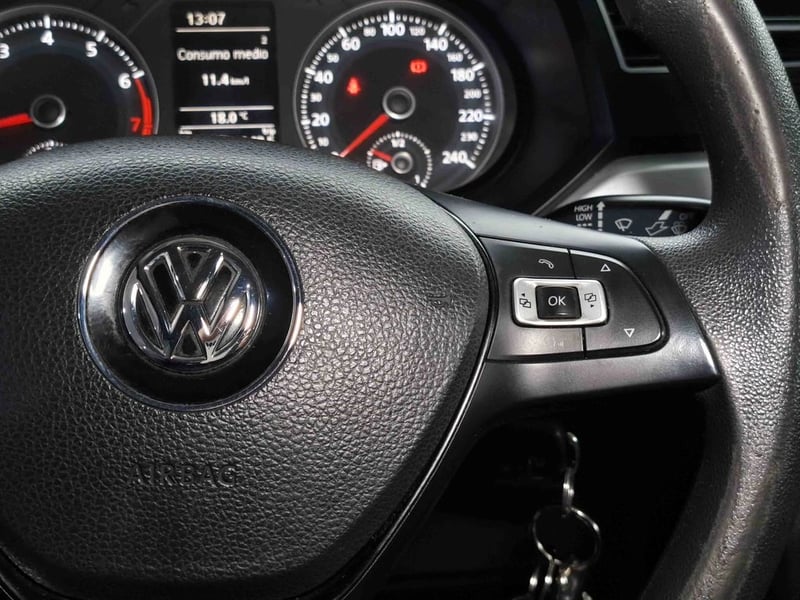 Volkswagen VOYAGE 1.6 2018 - Imagen 18 de 20